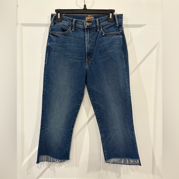 MOTHER The Hustler Fray Jeans in Truth and Consequences Wash NWOT Size 28/6 CROP - Picture 3 of 6